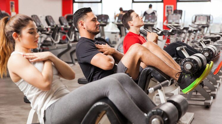 Cours dans le gymnase